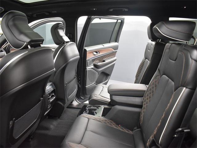 new 2025 Jeep Grand Cherokee L car, priced at $64,080