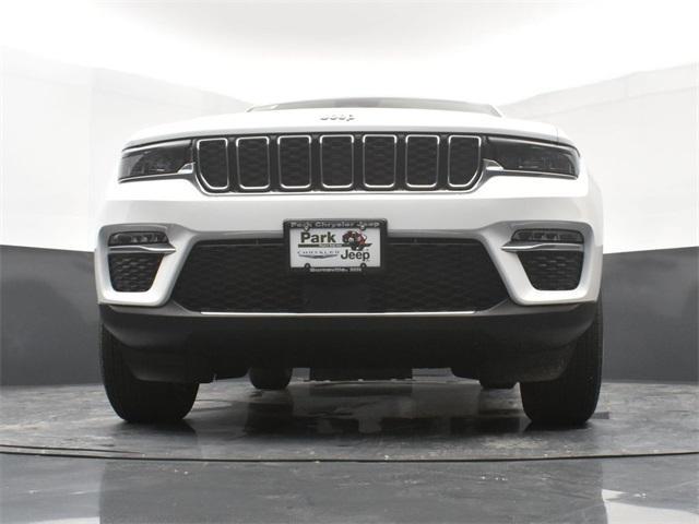 new 2024 Jeep Grand Cherokee car, priced at $45,715