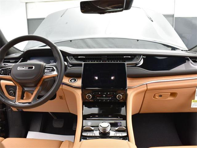 new 2025 Jeep Grand Cherokee car, priced at $64,373