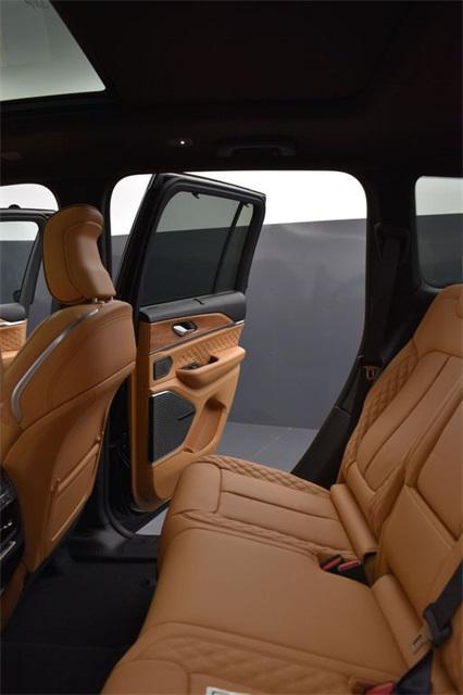 new 2025 Jeep Grand Cherokee car, priced at $64,373