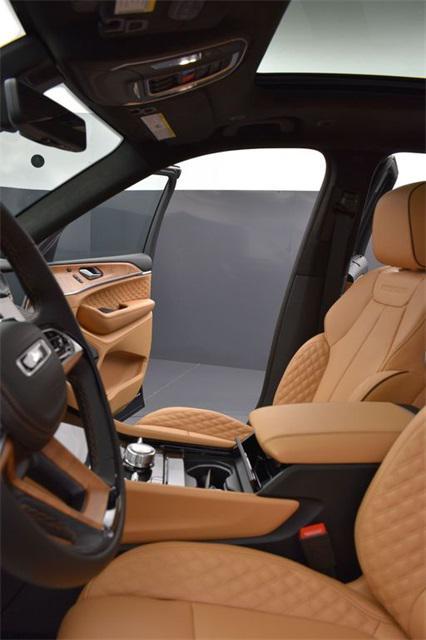 new 2025 Jeep Grand Cherokee car, priced at $64,373