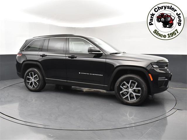 new 2025 Jeep Grand Cherokee car, priced at $45,356