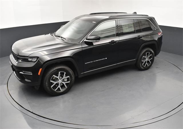new 2025 Jeep Grand Cherokee car, priced at $45,356