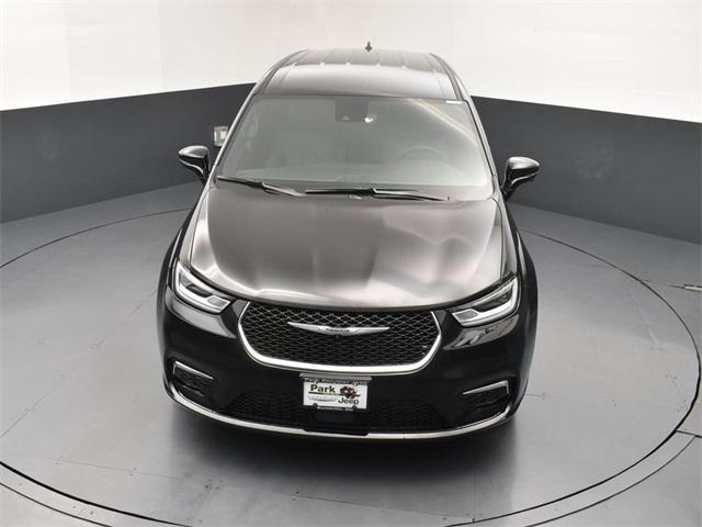 new 2025 Chrysler Pacifica car, priced at $44,462