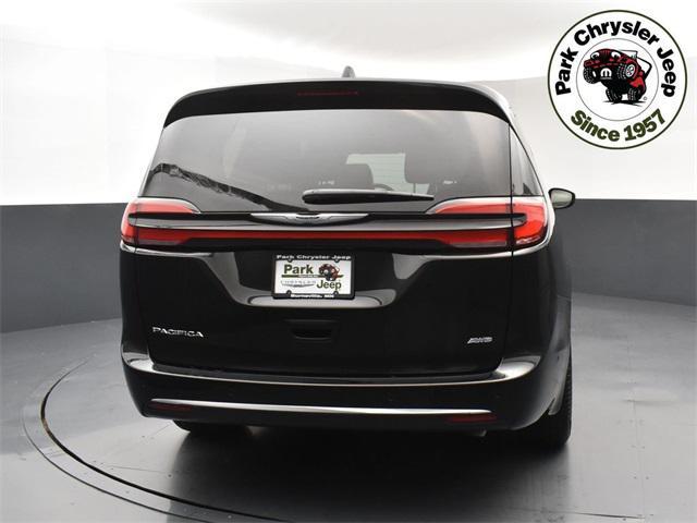 new 2025 Chrysler Pacifica car, priced at $44,462