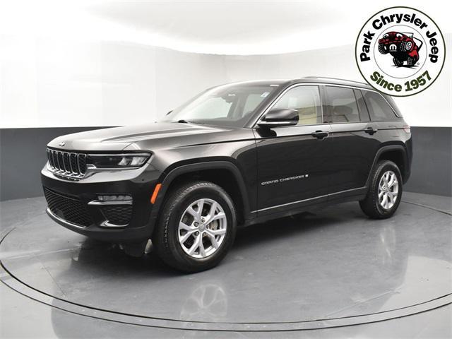 used 2022 Jeep Grand Cherokee car, priced at $34,744