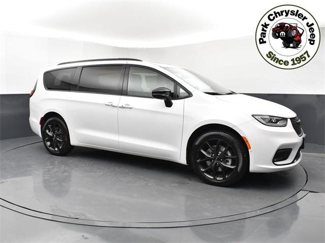 new 2024 Chrysler Pacifica car, priced at $52,910