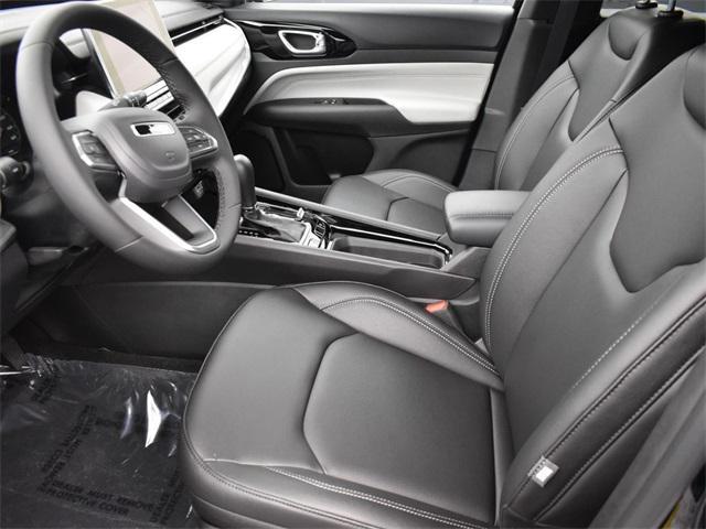 new 2025 Jeep Compass car, priced at $32,105