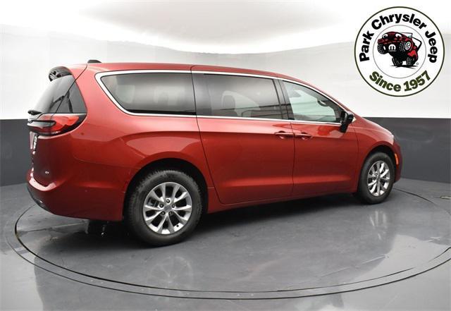 new 2025 Chrysler Pacifica car, priced at $47,507
