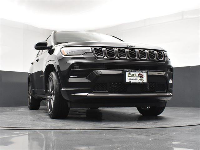 new 2025 Jeep Compass car, priced at $32,180