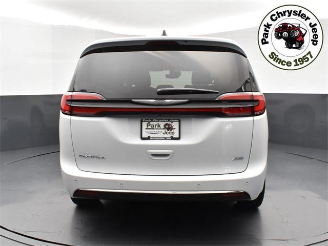 new 2025 Chrysler Pacifica car, priced at $44,461