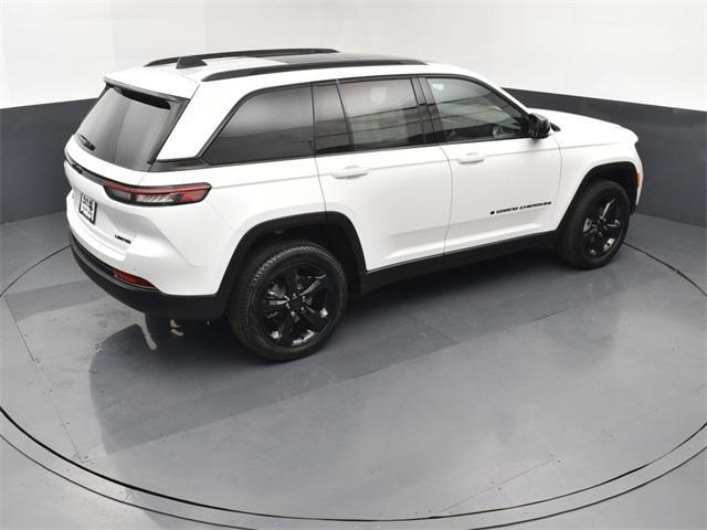new 2025 Jeep Grand Cherokee car, priced at $47,760