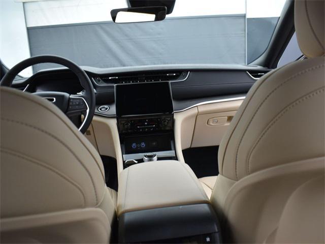 new 2025 Jeep Grand Cherokee L car, priced at $43,425