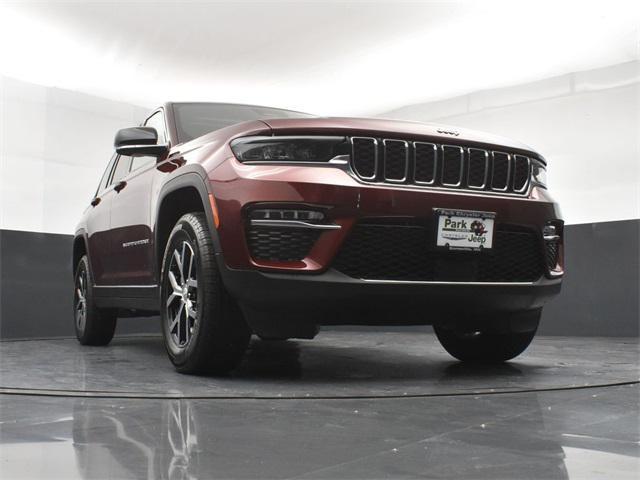new 2025 Jeep Grand Cherokee car, priced at $46,356