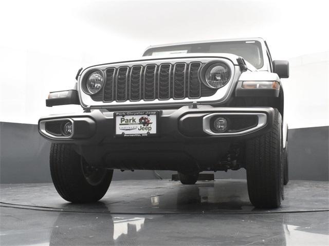 new 2024 Jeep Gladiator car, priced at $51,430