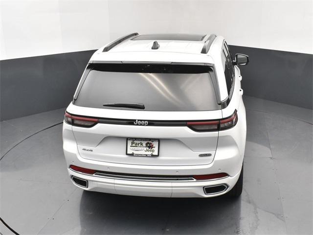 new 2025 Jeep Grand Cherokee car