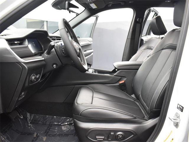 new 2025 Jeep Grand Cherokee car, priced at $46,997