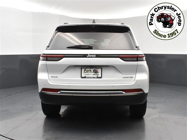 new 2025 Jeep Grand Cherokee car, priced at $46,997