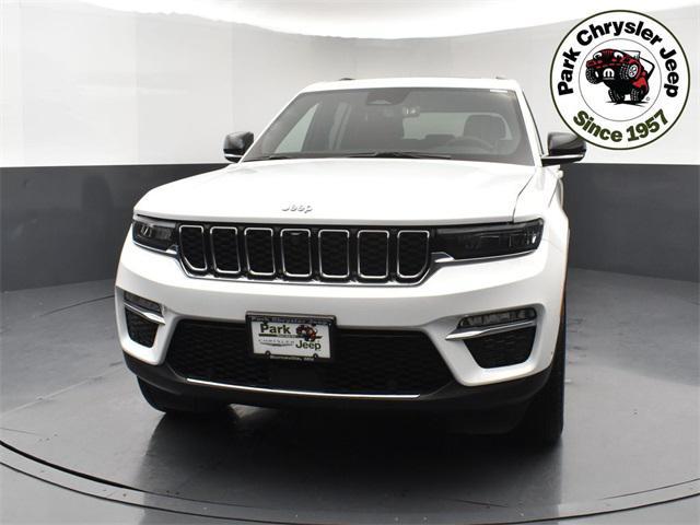 new 2025 Jeep Grand Cherokee car, priced at $46,997