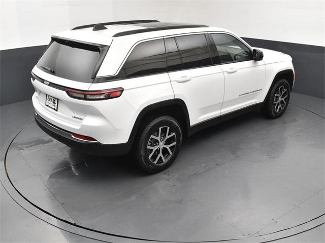 new 2025 Jeep Grand Cherokee car, priced at $46,997