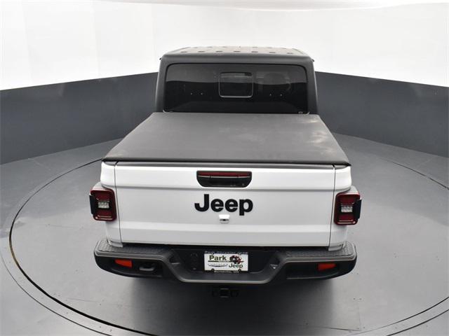 new 2024 Jeep Gladiator car, priced at $44,027