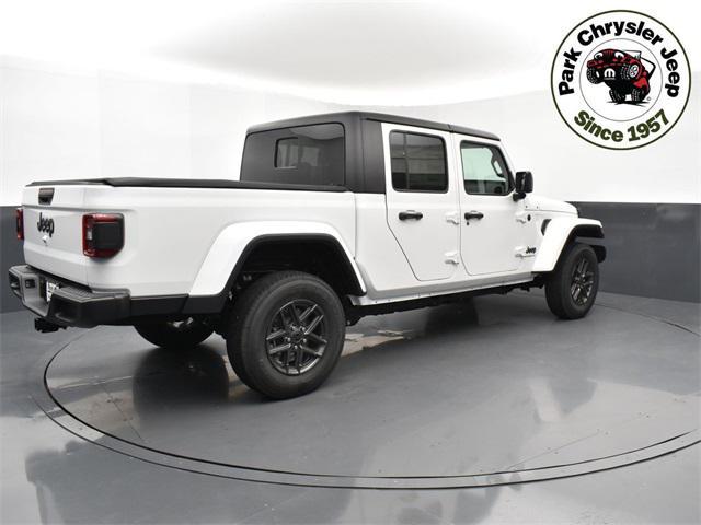 new 2024 Jeep Gladiator car, priced at $44,027