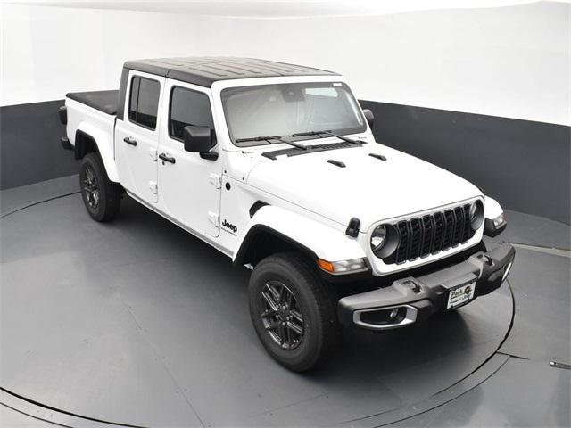 new 2024 Jeep Gladiator car, priced at $44,027