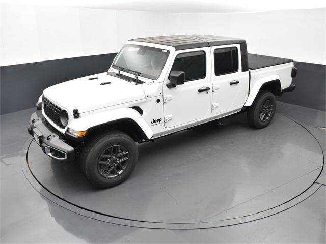 new 2024 Jeep Gladiator car, priced at $44,027