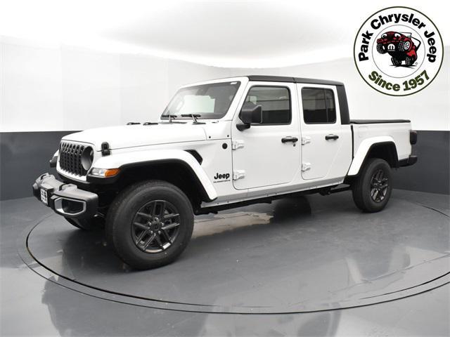 new 2024 Jeep Gladiator car, priced at $44,027