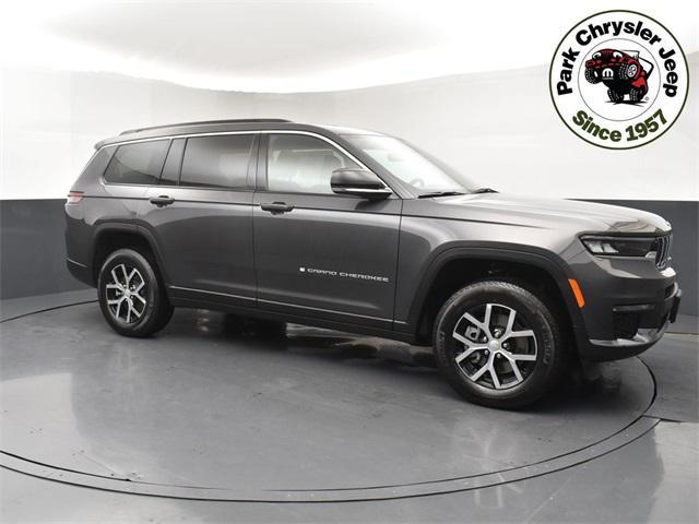 new 2025 Jeep Grand Cherokee L car, priced at $48,702