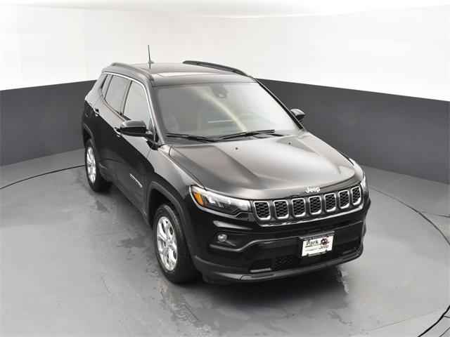 new 2024 Jeep Compass car, priced at $31,810