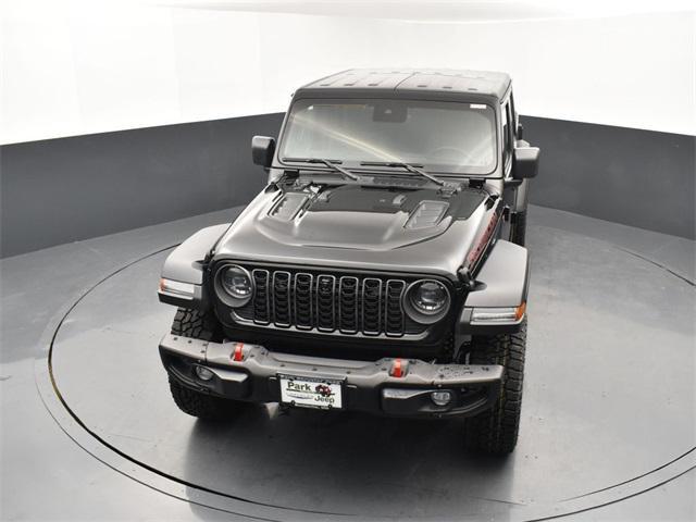 new 2024 Jeep Gladiator car, priced at $51,105