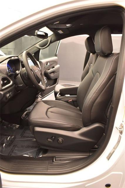 new 2025 Chrysler Voyager car, priced at $39,891