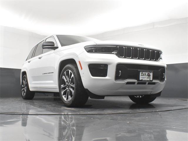 new 2025 Jeep Grand Cherokee car, priced at $55,975