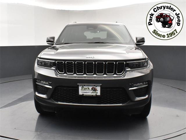 new 2025 Jeep Grand Cherokee car, priced at $39,670