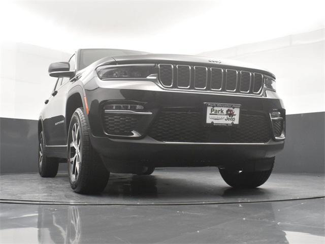 new 2025 Jeep Grand Cherokee car, priced at $43,810