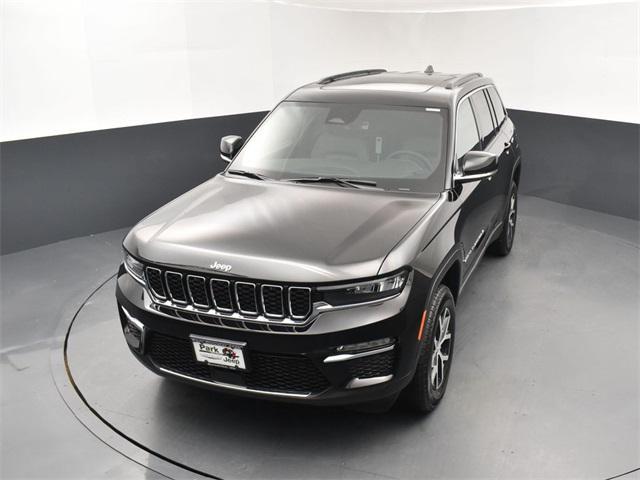 new 2025 Jeep Grand Cherokee car, priced at $43,810