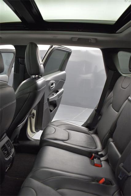 used 2019 Jeep Cherokee car, priced at $20,993