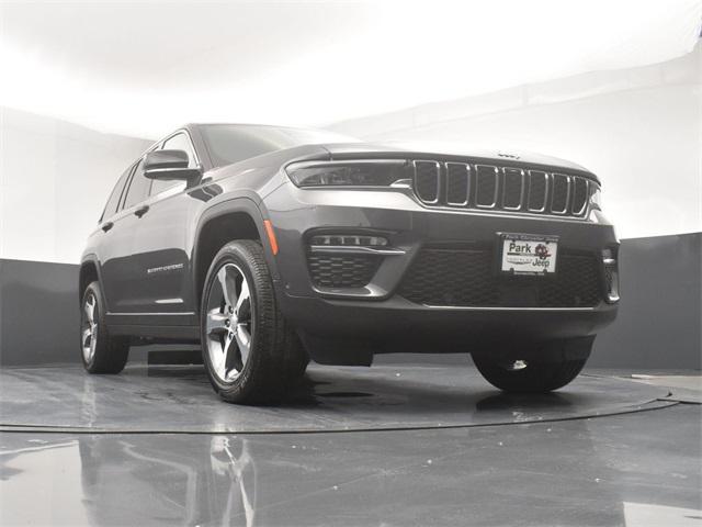 new 2025 Jeep Grand Cherokee car, priced at $50,355