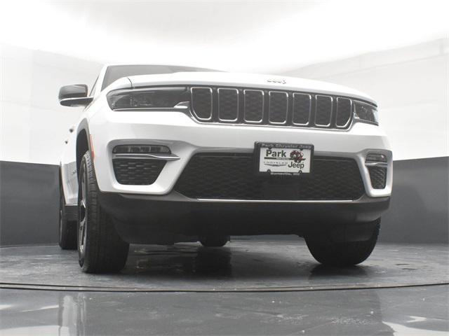 new 2025 Jeep Grand Cherokee car, priced at $44,210