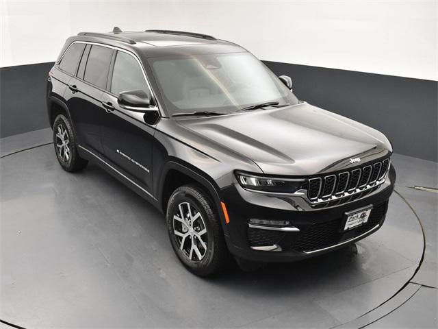new 2025 Jeep Grand Cherokee car, priced at $44,035