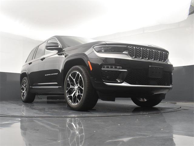 new 2025 Jeep Grand Cherokee car, priced at $60,915