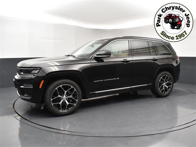 new 2025 Jeep Grand Cherokee car, priced at $60,915