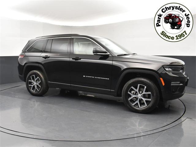 new 2025 Jeep Grand Cherokee car, priced at $48,555