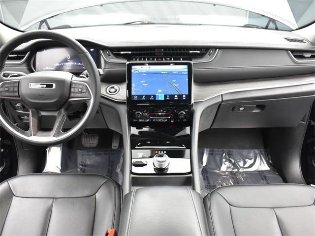 used 2024 Jeep Grand Cherokee car, priced at $40,337