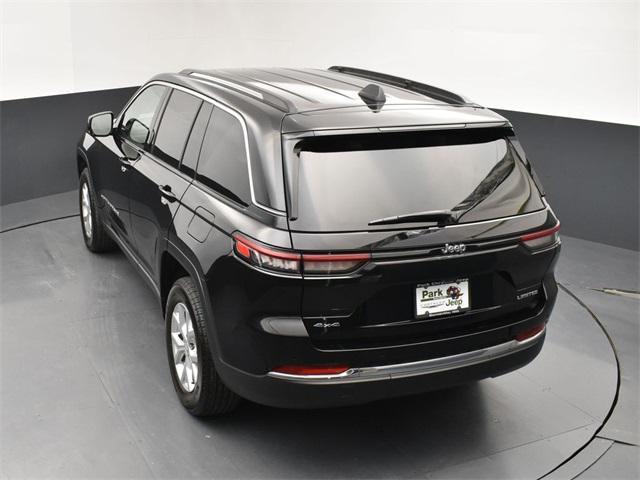 used 2024 Jeep Grand Cherokee car, priced at $40,337