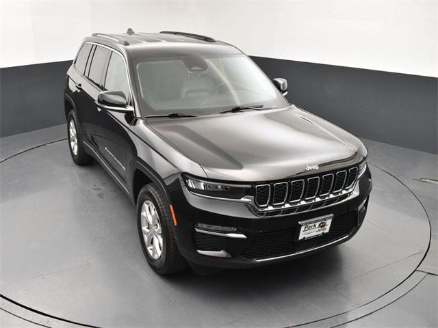 used 2024 Jeep Grand Cherokee car, priced at $40,337