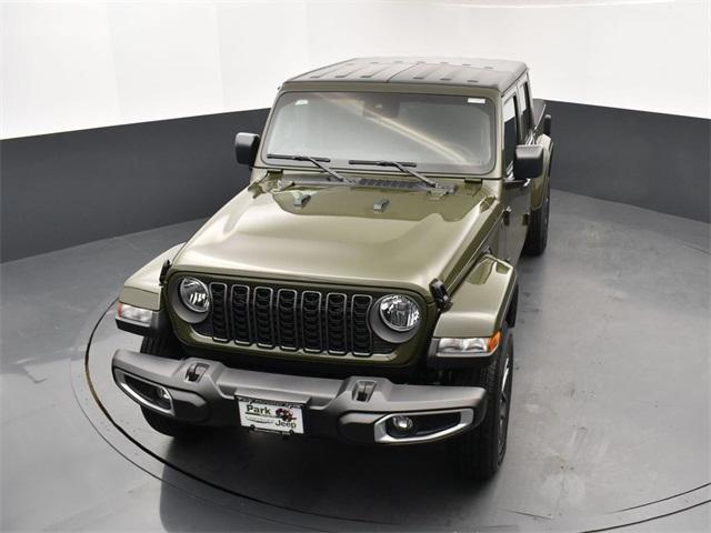 new 2024 Jeep Gladiator car, priced at $50,430