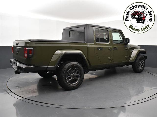 new 2024 Jeep Gladiator car, priced at $43,395