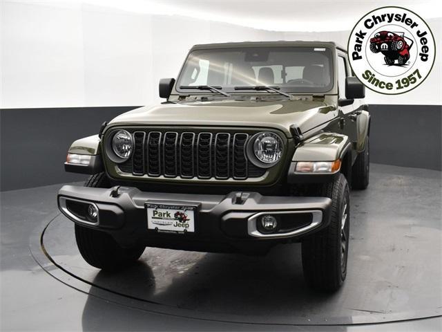 new 2024 Jeep Gladiator car, priced at $50,430